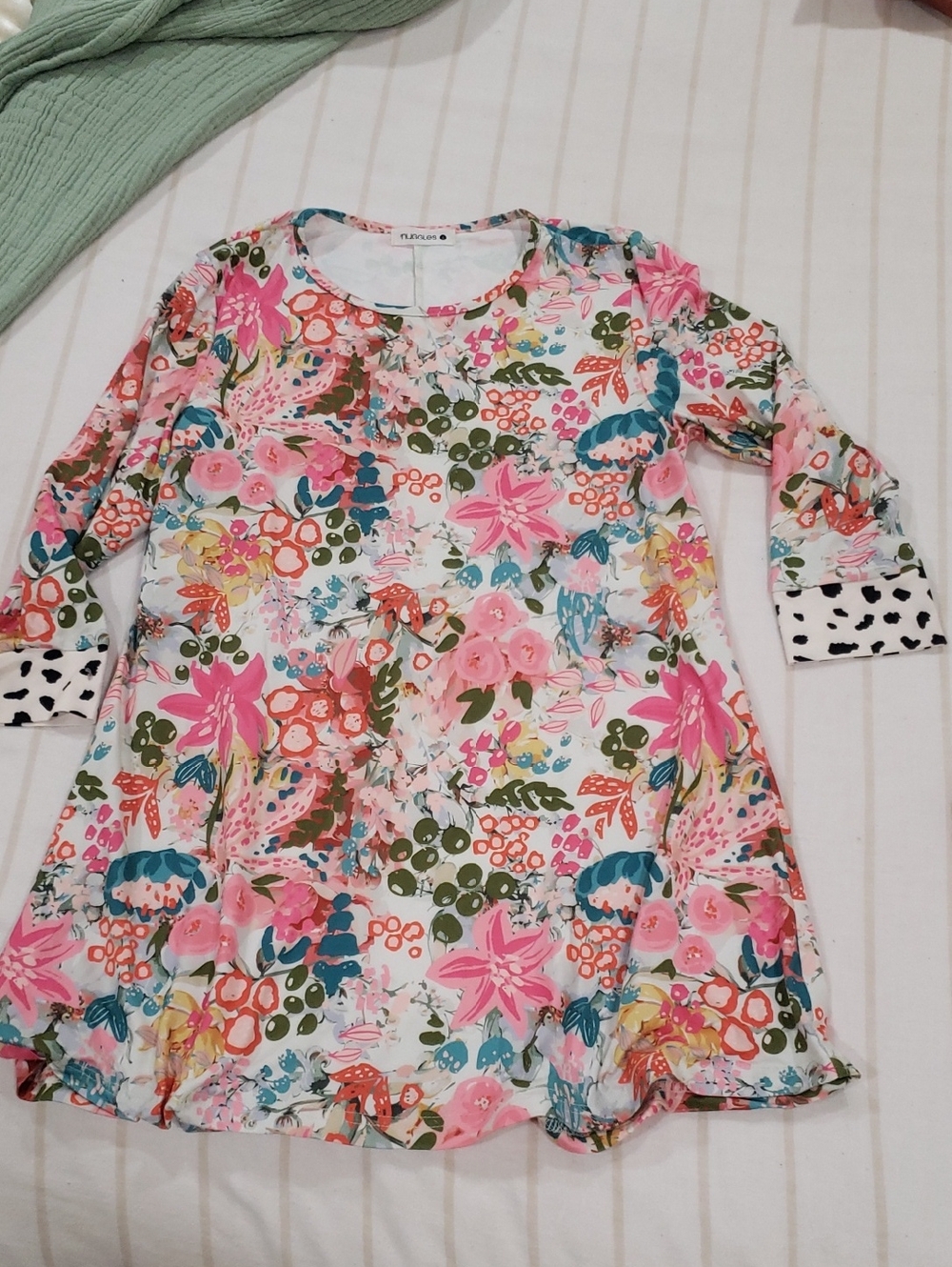 Floral Swing Tunic in Pink Multicolor - nununu